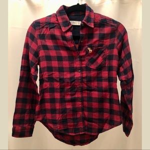 Abercrombie Kids Red and Black Cute Cozy Flannel Shirt For Girls/Boys Age 11-12